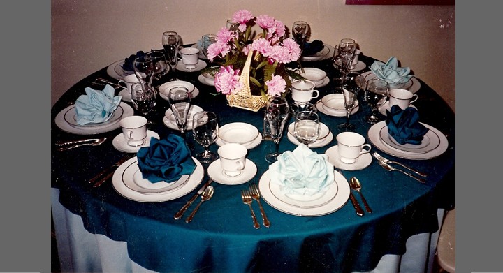 teal-table-linen-rental-michigan